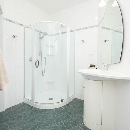 Ocean Breeze Cottages Burnt Pine Esterno foto