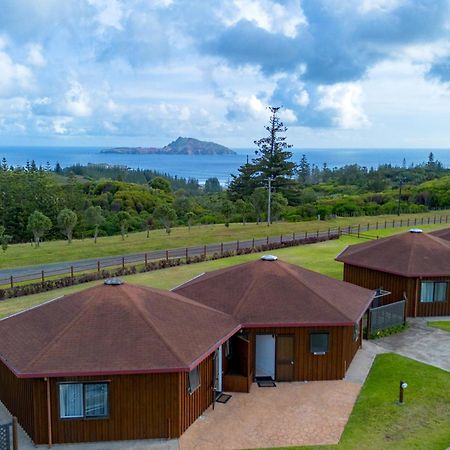 Ocean Breeze Cottages Burnt Pine Esterno foto